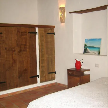 Domusantiga Monolocali E Trilocali- Hifi Gratuito Apartmán San Giovanni Suèrgiu