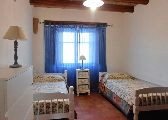 Domusantiga Monolocali E Trilocali- Hifi Gratuito * San Giovanni Suèrgiu